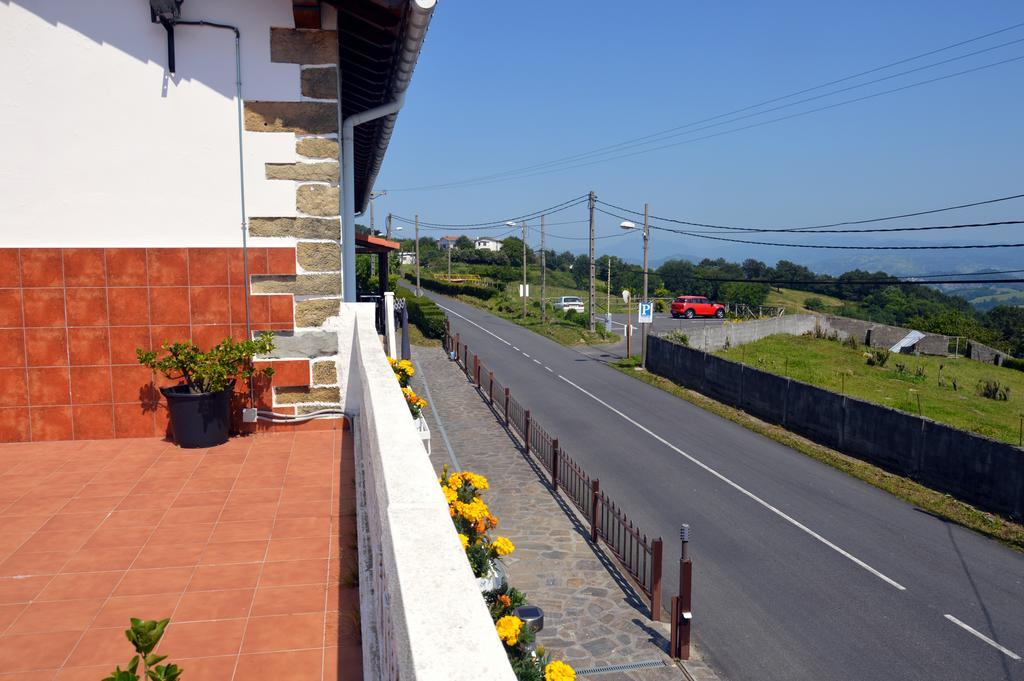 Iturritxo Landetxea Pension San Sebastian Buitenkant foto